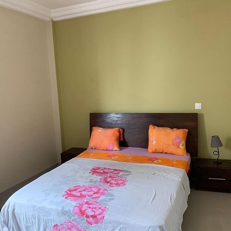 Appartement A Residence De La Paix Dakar Bagian luar foto
