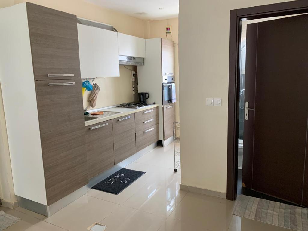 Appartement A Residence De La Paix Dakar Bagian luar foto