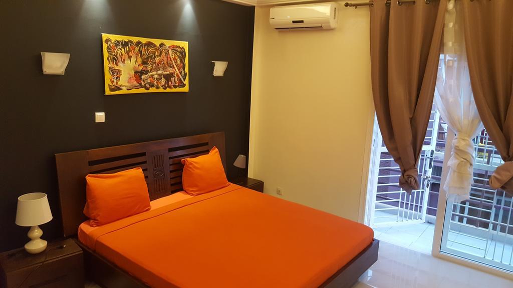 Appartement A Residence De La Paix Dakar Bagian luar foto