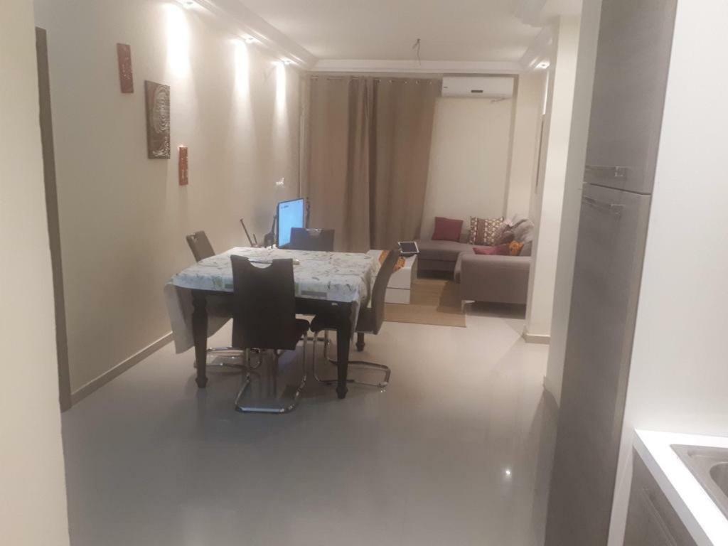 Appartement A Residence De La Paix Dakar Bagian luar foto